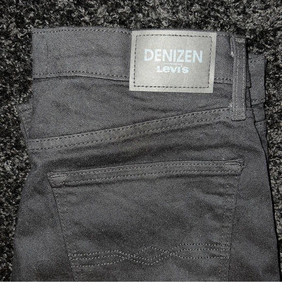 Levi's Men's Skinny
Fit Jeans - Black 32 x 30 - Picture 4 of 7